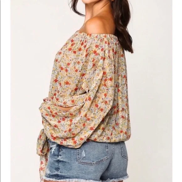 floral print off shoulder blouse - Picture 1 of 3